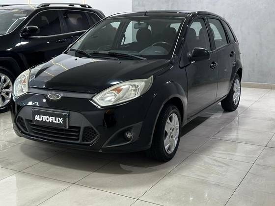FORD FIESTA 1.0 ROCAM HATCH 8V FLEX 4P MANUAL FORD FIESTA 1.0 ROCAM HATCH 8V FLEX 4P MANUAL